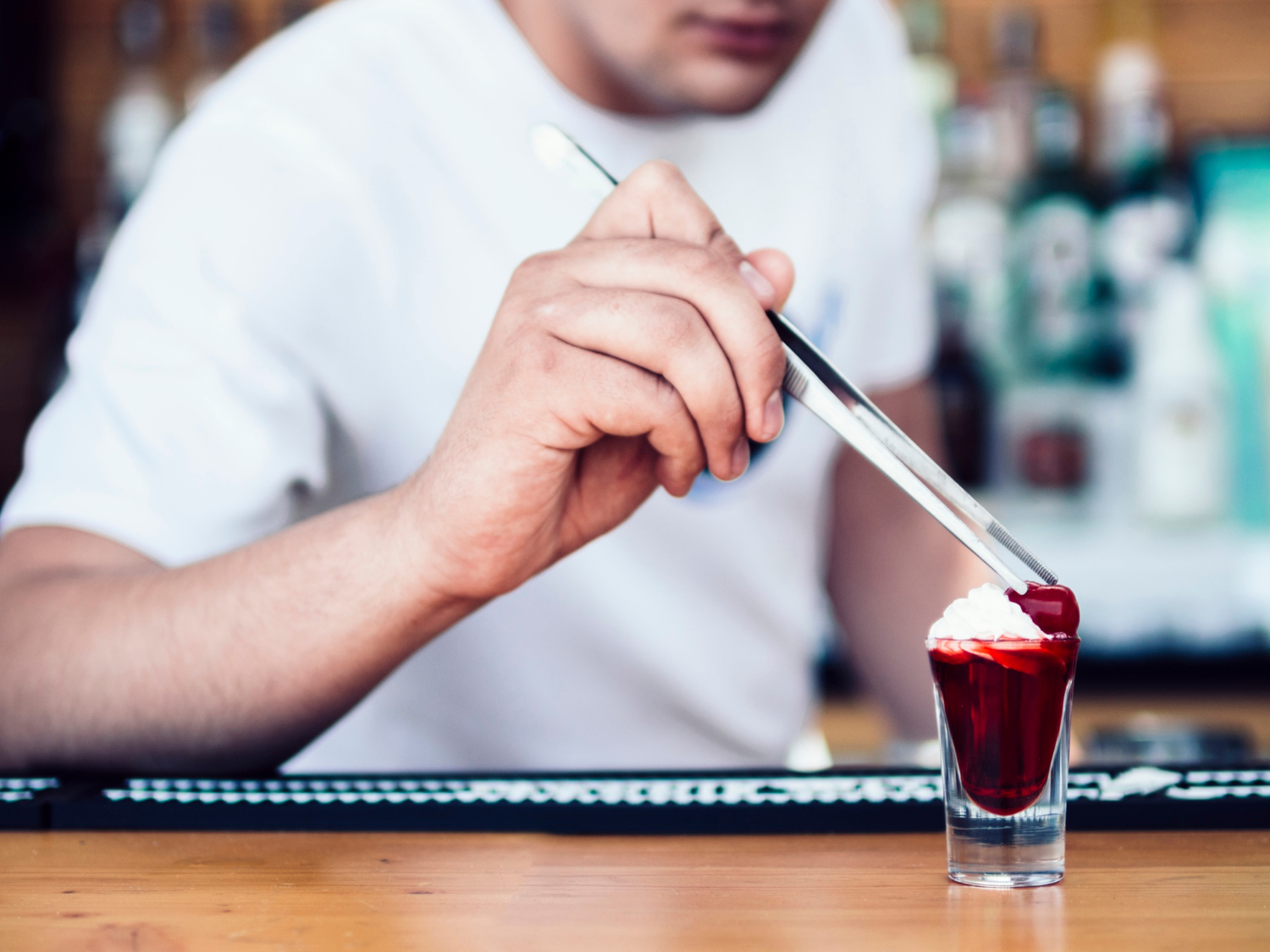 Czy alkohol rozrzedza krew? Co dzieje się z krwią po piwie i wódce?